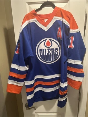 Camiseta 1986-87 Mark Messier Mitchell & Ness Edmonton Oilers tamanho 44 grande - Imagem 1 de 4