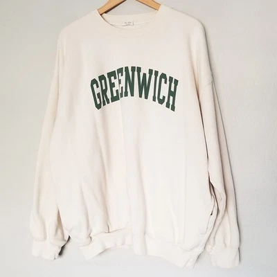 Brandy Melville John Galt Crema Greenwich Cuello Redondo Sudadera Bolsillos De Gran Tamaño Foto 1 de 4