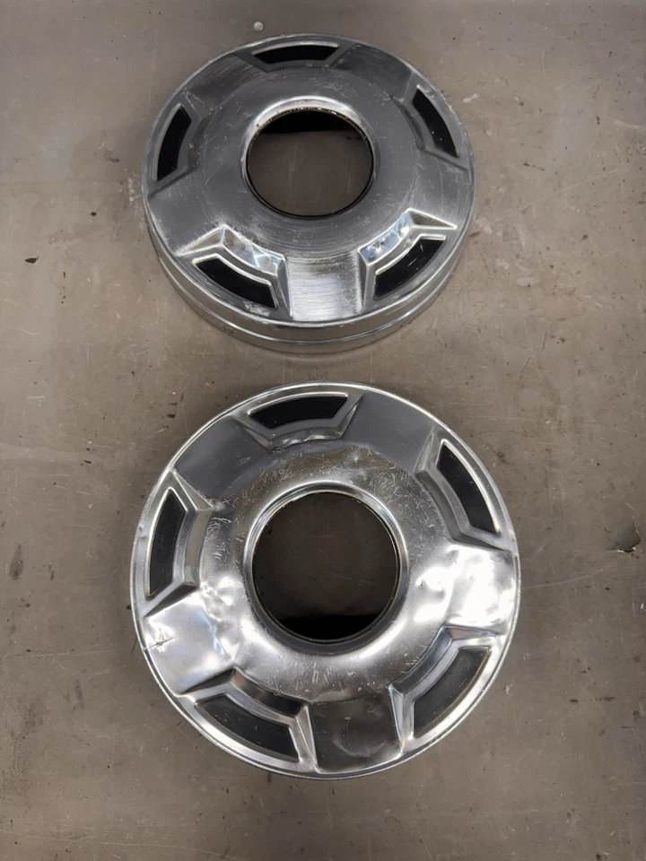 Cubiertas de rueda tapacubos plato perro camioneta Ford 1976-1991 F150 Bronco XLT F250 F350 OEM Foto 1 de 4