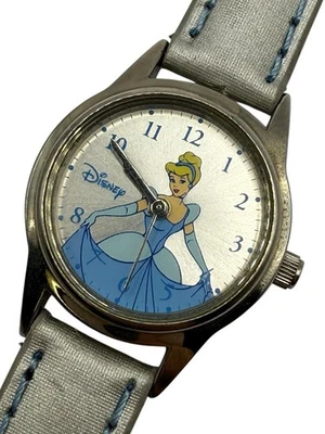 Reloj Vintage Disney Cenicienta Seiko SII Batería Nueva Foto 1 de 4