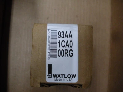 Watlow 93 series Temperature controller 93AA1CA000RG 1/16 din no shell or mount - Image 1 of 4