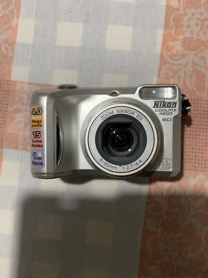 Macchina fotografica digitale Nikon - Immagine 1 di 4