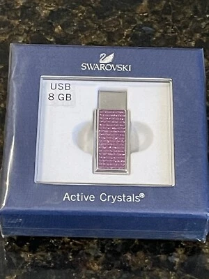 SWAROVSKI Vao Chiavetta di Memoria USB 8 GB, Cristalli di Fucsia - Immagine 1 di 2