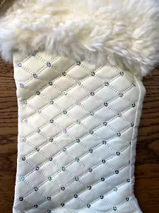 CALZA NATALIZIA BELLA LUX CALZA CON PERLINE IMPREZIOSITA avorio 18"X12" TRAPUNTATA - Foto 1 di 4