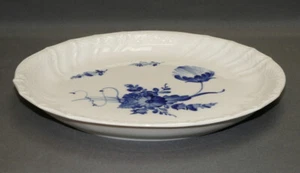 Royal Copenhagen, Kuchenplatte rund, Blaue Blume geschweift, Nr. 1691,Ø 29,5cm - Picture 1 of 8