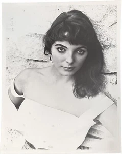 Foto muy sexy de la joven Joan Collins 8x10 - Imagen 1 de 3