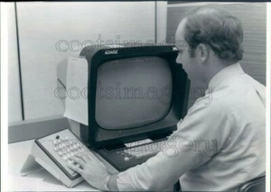 Press Photo Man Using Vintage Adage Desktop Computer - Picture 1 of 2