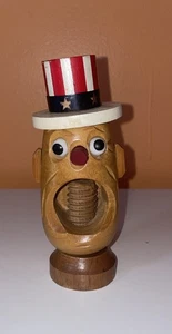 Cascanueces de madera vintage diseño Tío Sam pintado con ojos de cuentas hecho en Taiwán - Imagen 1 de 6