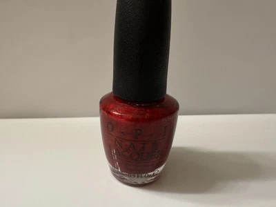 OPI AN AFFAIR EN CUADRADO ROJO (NL R53) Foto 1 de 3