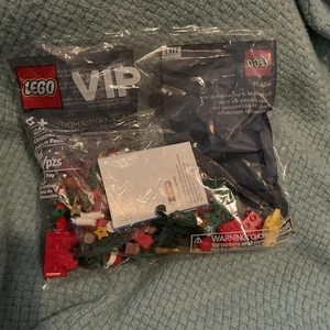 LEGO VIP #40609 "Christmas Fun VIP Add-On Pack" 146 pcs NEW - Picture 1 of 5
