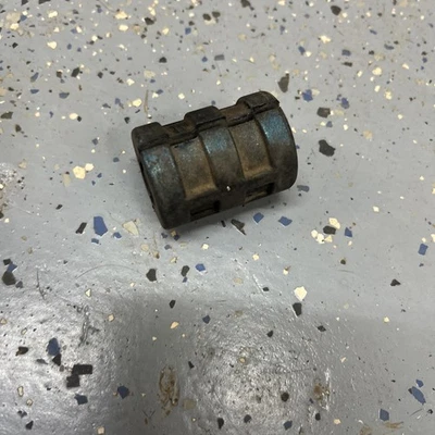 Soporte de montaje de tanque de gas Kawasaki KX 80 1991 1992 1993 1994 1995 1996 1997 KX80 Foto 1 de 3