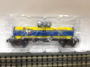 Lionel 6-29611 Sunoco Single Dome Tank Car - O Gauge - Excellent condition  - Picture 1 of 9