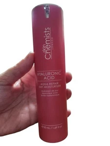 Skin Chemists Hyaluronic Acid Aqua Repair crema idratante giorno 1,69 once / 50 ml. - Foto 1 di 4