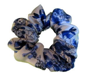 10x WHOLESALE 100% Mulberry Silk Hair Scrunchie Women and Girls - Floral PINK - Picture 1 of 2