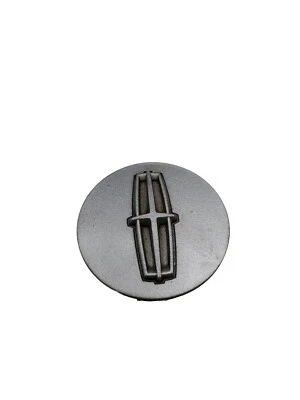 Tapacubos centrales plateados Lincoln Mark Serie VIII 1996 1997 1998 OEM ONE Foto 1 de 3