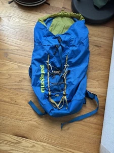 Mochila Patagonia Ascensionist 25L 2 Colores Montaña Escalada Nylon Ligera - Imagen 1 de 4
