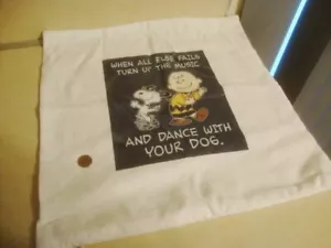 Sammler Kissenhülle Bezug Snoopy & Charlie braun Tanz mit Ihrem Hund Musik! - Bild 1 von 4