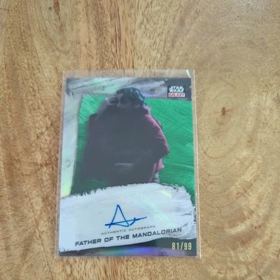 FATHER OF THE MANDALORIAN 2022 TOPPS CHROME GALAXY GREEN REFRACTOR AUTO /99 - Image 1 of 4