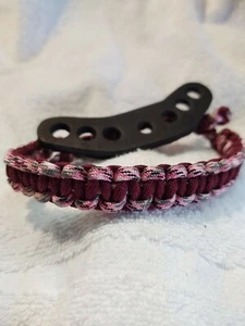 Tiro con arco rosa camuflaje y rojo borgoña Bling Sling Correa de muñeca ENVÍO GRATUITO Matew - Imagen 1 de 4