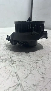 SKODA OCTAVIA 1.6 TDI MK3 2016 HEATER FAN MOTOR AND RESISTOR 5Q2819021B - Picture 1 of 5