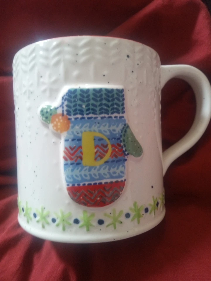 Caneca Anthropologie texturizada letra D pacote luva (linda) - Imagem 1 de 3