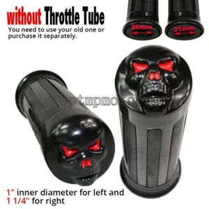 Motorcycle Skull Handlebar Hand Grips for Harley-Davidson Softail Deuce FXSTD - Foto 1 di 6