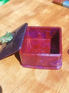 Resin trinket box - Picture 1 of 6