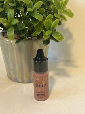 Aerógrafo cosmético Luminess Soft Rose Blush 0,25 fl oz - NUEVO Y SELLADO DE FÁBRICA Foto 1 de 4
