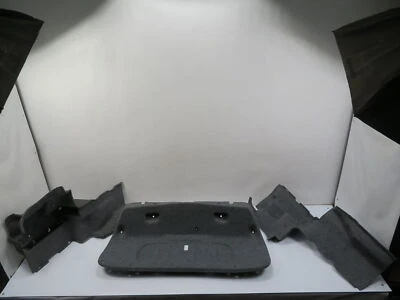 05 BMW 325ci E46 #1204 Juego de molduras, forro de cubierta de alfombra de maletero 3 piezas 8204082 Foto 1 de 4