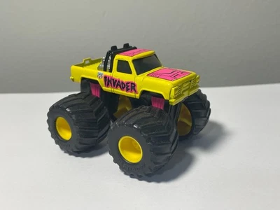 RARO Matchbox Monster Wars Invader 1993 Monster Truck 4x4 Hot Rod Foto 1 de 4