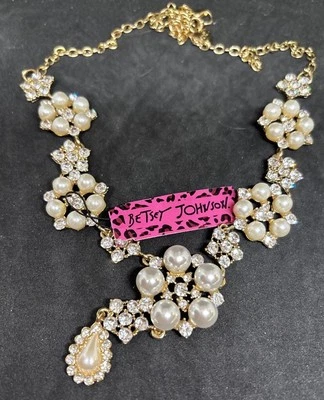 Hermoso! Betsey Johnson Oro Elegante ~ Perla y Cristal Gota Frontal Collar! Foto 1 de 4