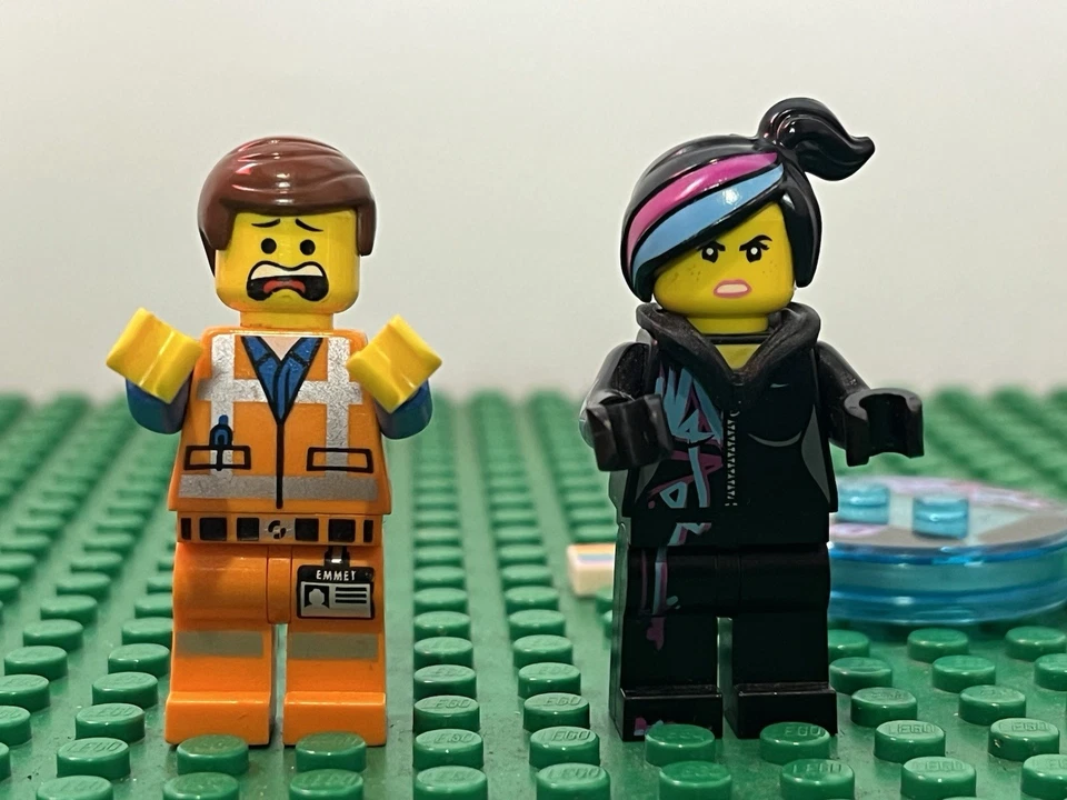 Lego Emmet Wild Style Minifigure Lot The Lego Movie TLM - Image 1 of 4