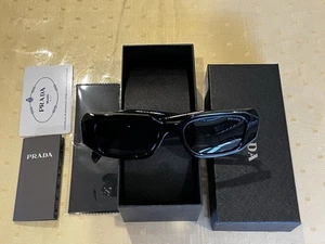PRADA DESIGNER SUNGLASSES - Picture 1 of 4