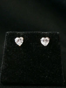 10k Yellow Gold White Sapphire Heart Dainty Stud Earring Set. Make Offer #450 - Picture 1 of 5