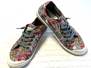 Tenis de lona Blowfish gris humo flores caídas, talla 8,5 m, súper lindo - ¡BONITO! - Imagen 1 de 15