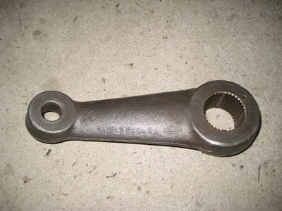 1967-1979 FORD TRUCK F100, F150, F250 OEM POWER STEERING PITMAN ARM D2TA-3590-BA - Image 1 of 4