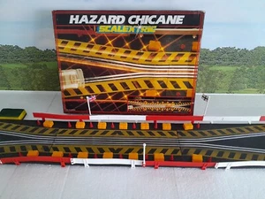 SCALEXTRIC C208 HAZARD LONG CHICANE TRACK SET BOXED With New Converter Track. - Picture 1 of 12