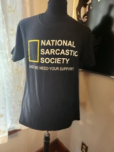 Teeluv T-Shirt Herren Large schwarz National Sarcastic Society Grafik Freizeit - Bild 1 von 2