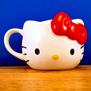 Hello Kitty 3D Collectible Coffee Mug Tea Cup Jumbo Cat Ceramic 20 oz Sanrio NEW - Picture 1 of 16