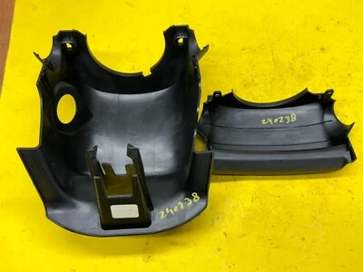 Nissan Versa 2013 columna de dirección cubierta superior e inferior cubierta OEM 484703BA0A Foto 1 de 4