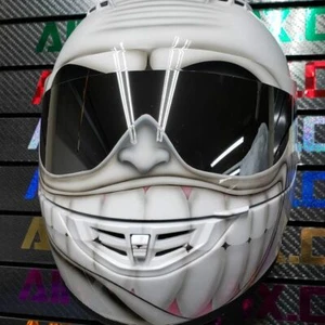 Smiling Face in White Custom Painted Airbrushed Motorcycle Helmet - Bild 1 von 2