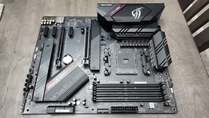 ASUS B550-F ROG Strix Gaming AMD AM4 ATX Motherboard - For parts - Picture 1 of 5