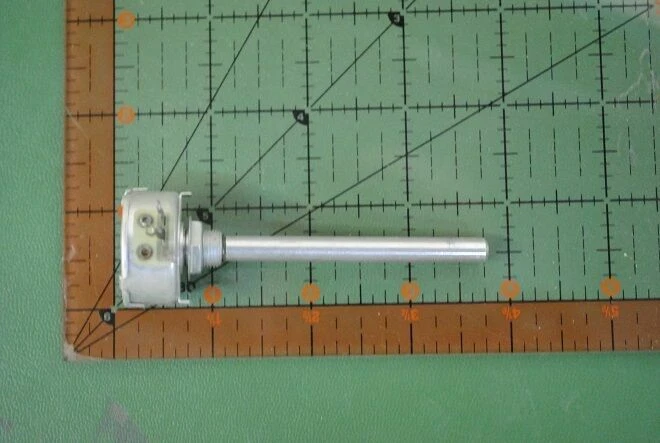 CENTRALAB POTENTIOMETER WW-250 25 OHMS LINEAR TAPER ORIGINAL BOX - Image 1 of 2