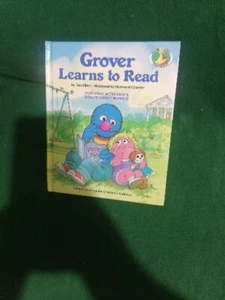 Grover Learns to Read - Picture 1 of 2