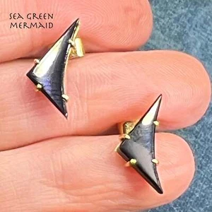 18k Gold Black Onyx Sculptural Crescent Moon Earrings. Designer - Picture 1 of 12