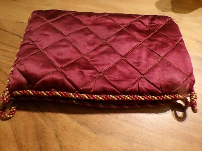 Linge ancien Pochette à linge fin Mouchoir en satin bordeaux et beige ( ref 44 ) - Photo 1/4