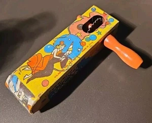 Vintage Lithograph US Metal Toy Company Old Hand Crank Noise Maker New Years USA - Picture 1 of 4