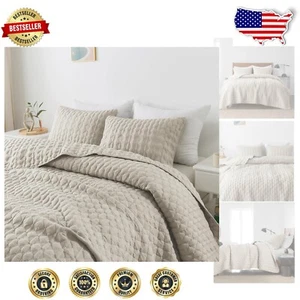 All-Season Light Beige King Quilt Set - Cozy Coverlet & Pillow Shams Included - Picture 1 of 10