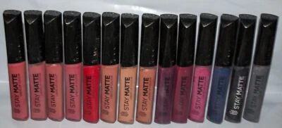 Color de labios líquido mate Rimmel London Stay elige uno Foto 1 de 2