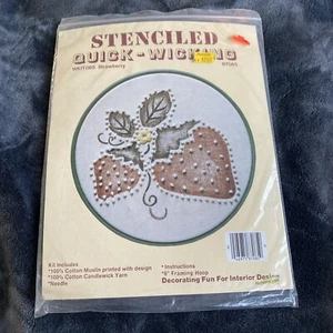 Vintage Stenciled Quick Wicking Kit WKIT085 Strawberry 6” Hoop - Picture 1 of 6